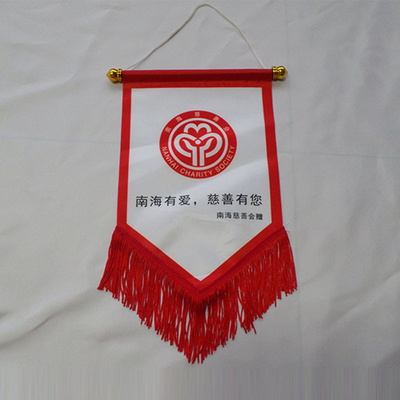 Material no tejido caliente del satén del corte de la bandera de encargo nacional de la pared del club